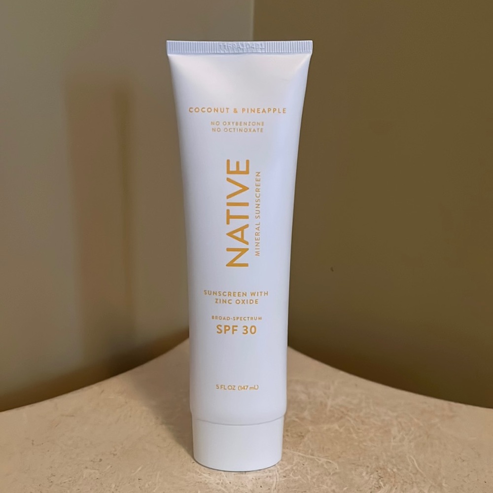 Native (Coconut & Pineapple) Mineral Sunscreen - SPF 30 - 5 fl oz